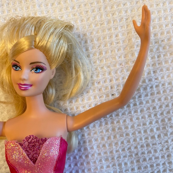 Barbie in the pink shoes transforming ballerina Kristyn doll - Picture 8 of 8